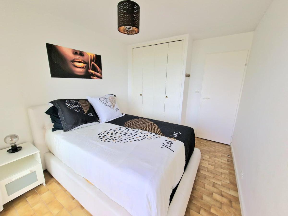 Appartement 1Ere Ligne Piscine Terrasse Au Bord De La Plage Front De Mer Avec 6 Velos Палава-ле-Фло Экстерьер фото